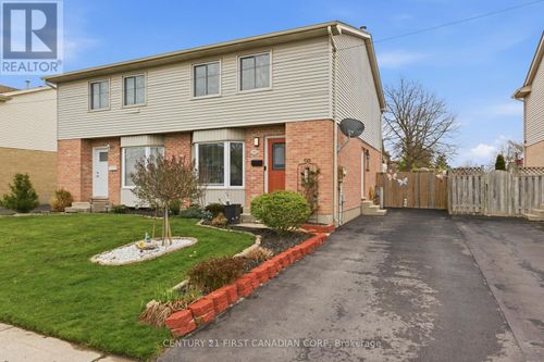 195 Martinet Ave, London, ON, N5V4K3 | Card Image
