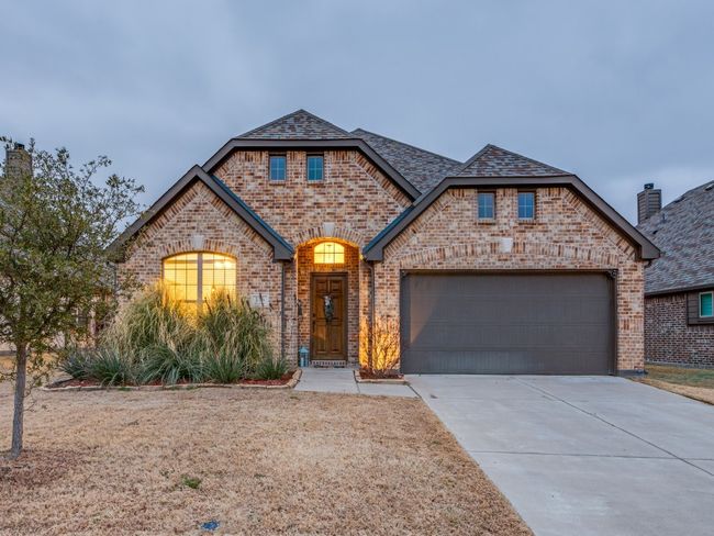 CURB Appeal featuring a 2-Car garage | Image 31