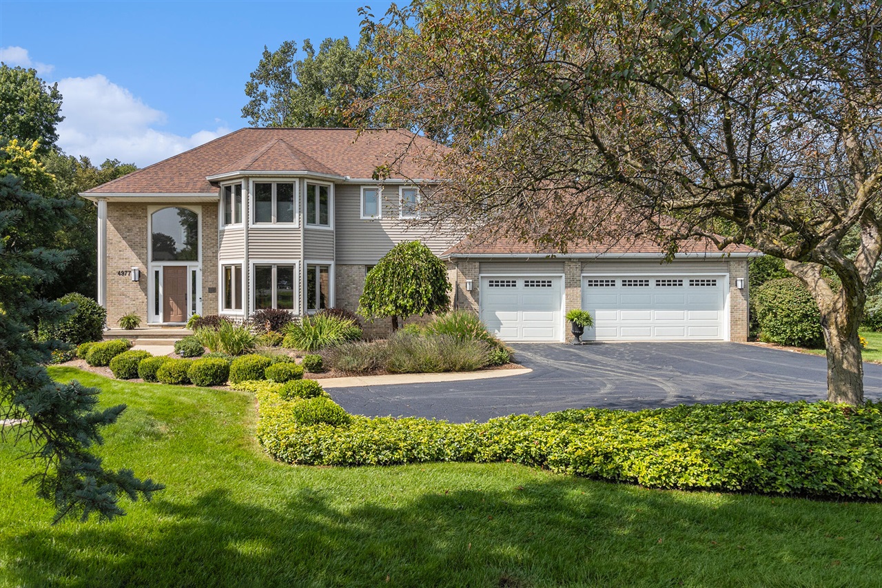 Hidden Brook Ct, Ann Arbor, MI 48105