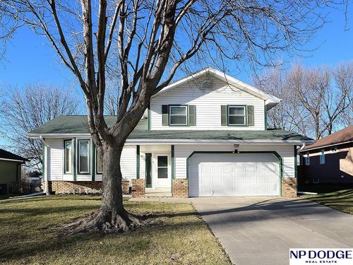 1106 Conestoga Rd, Papillion, NE, 68046-3523 | Card Image