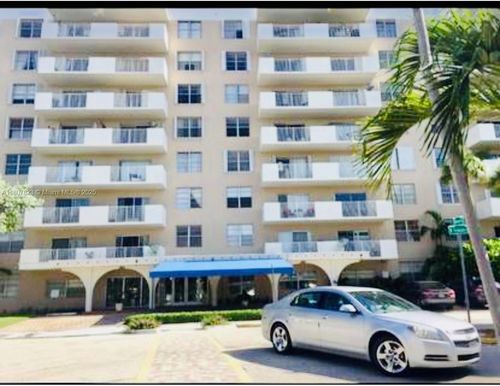 apt-4m-1455 N Treasure Dr, North Bay Village, FL, 33141-4102 | Card Image