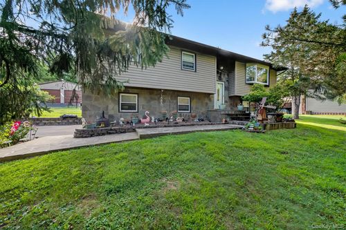 29 Beverly Dr, Warwick, NY, 10990-2602 | Card Image