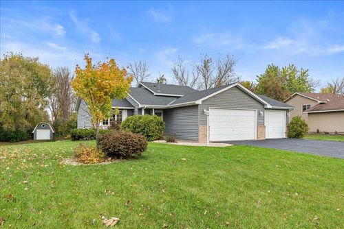 20830 Georgia Ave N, Forest Lake, MN, 55025-8013 | Card Image