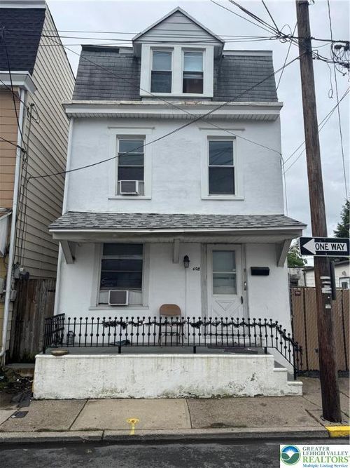 608 Grant St, Allentown, PA, 18102-2511 | Card Image