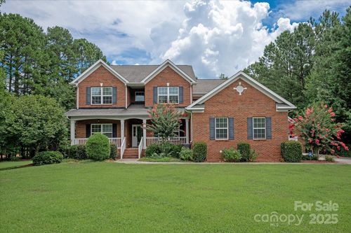 1012 Garden Rose Ct, Wesley Chapel, NC, 28104-7929 | Card Image