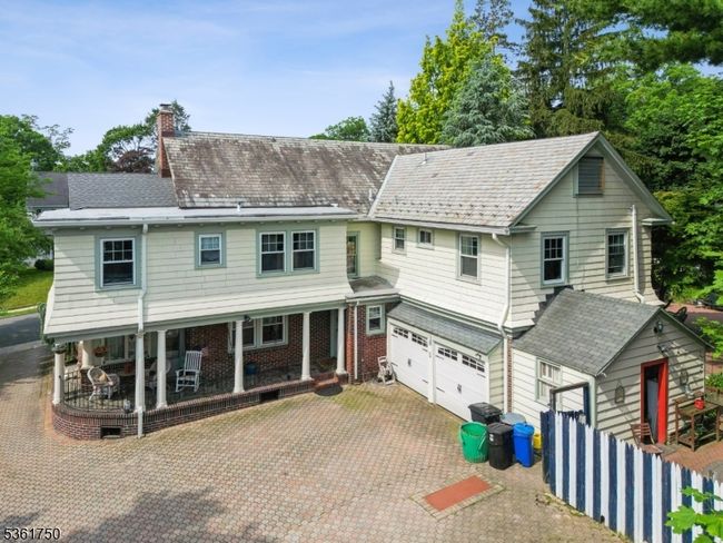 27 Fairway Dr, House other with 7 bedrooms, 5 bathrooms and null parking in West Orange NJ | Image 31