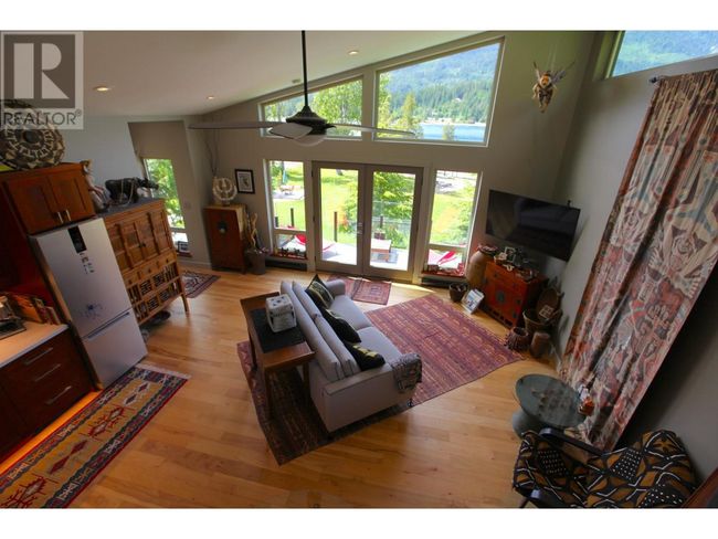 179 Kootenay Lake Rd, House other with 2 bedrooms, 2 bathrooms and 12 parking in Procter BC | Image 69