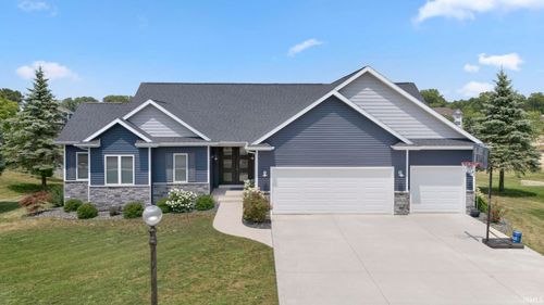2620 E Ontario Ln, Warsaw, IN, 46582-8206 | Card Image