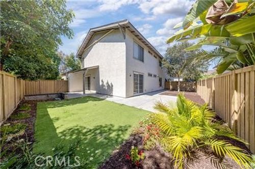 37-84 Clearbrook, Irvine, CA, 92614-5406 | Card Image