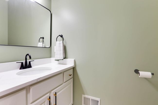 21-web-or-mls-132-Shumway-Ct-21.jpg | Image 21