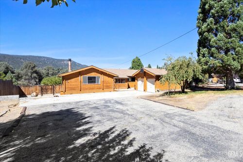 1005 Eagle Ln, Frazier Park, CA, 93225-9639 | Card Image