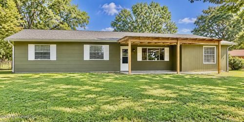 527 Carpenter St, Utica, MS, 39175-9705 | Card Image