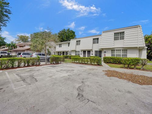 5-8503 Nw 35th Ct, Coral Springs, FL, 33065-4392 | Card Image