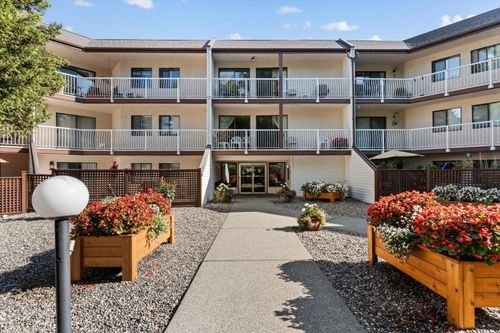 301-12890 17 Ave, Surrey, BC, V4A1T5 | Card Image