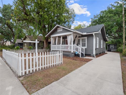 1627 E Concord St, Orlando, FL, 32803-4811 | Card Image