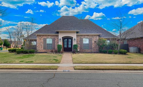 336 Briars Ct, Bossier City, LA, 71111-6132 | Card Image