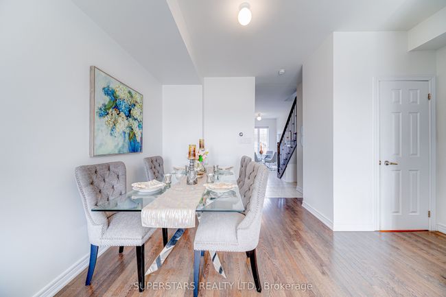 1916 Donald Cousens Pky, House attached with 3 bedrooms, 4 bathrooms and 1 parking in Markham ON | Image 6