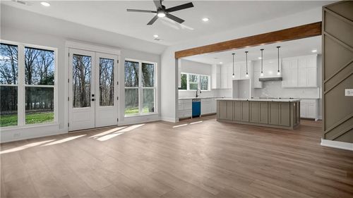 8560 S Pleasant Valley Rd, Decatur, AR, 72722-9551 | Card Image