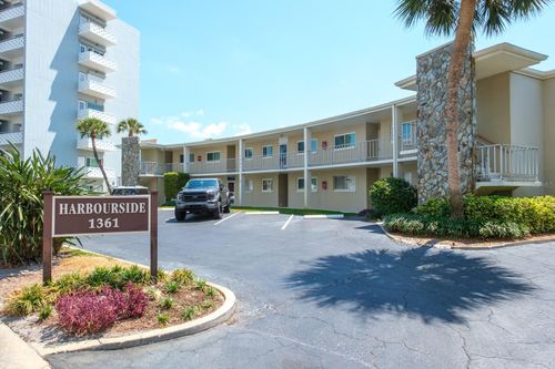 6-1361 Snell Isle Blvd Ne, St Petersburg, FL, 33704-2466 | Card Image