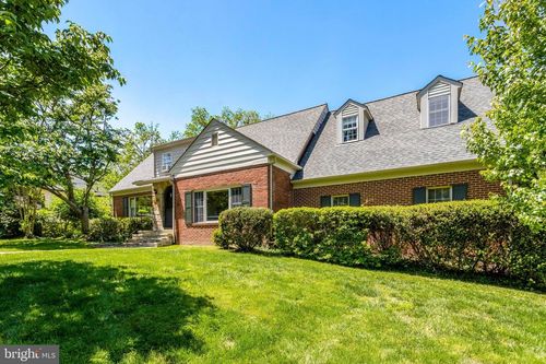 209 Tyson Dr, FALLS CHURCH, VA, 22046-3650 | Card Image