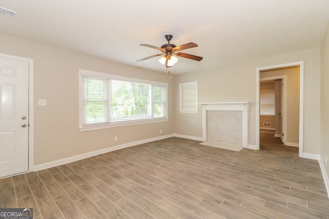 1927 Addison Rd Ne, House other with 3 bedrooms, 2 bathrooms and null parking in Marietta GA | Image 4