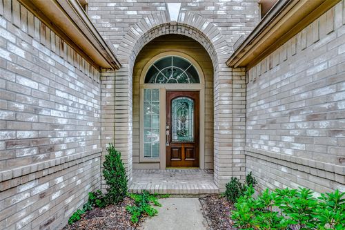 7039 Clustering Oak Ct, Richmond, TX, 77407-0822 | Card Image