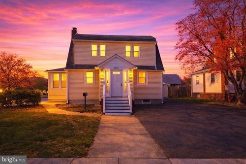 2320 S Eads St, ARLINGTON, VA, 22202-2543 | Card Image