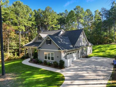 4660 Gold Finch Drive, House other with 4 bedrooms, 3 bathrooms and null parking in Denver NC | Image 2