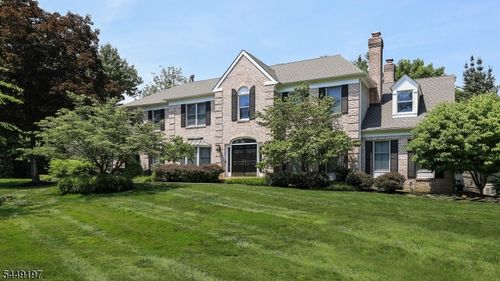 16 Chesterfield Dr, Warren, NJ, 07059-6772 | Card Image