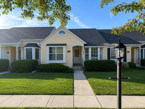 3c-2555 Youngs Ave, Southold, NY, 11971-1698 | Card Image