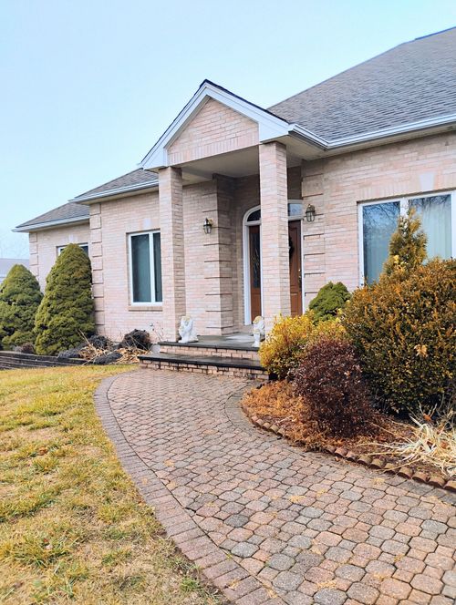 57 Park View Road, Berlin, CT, 06037 | Card Image