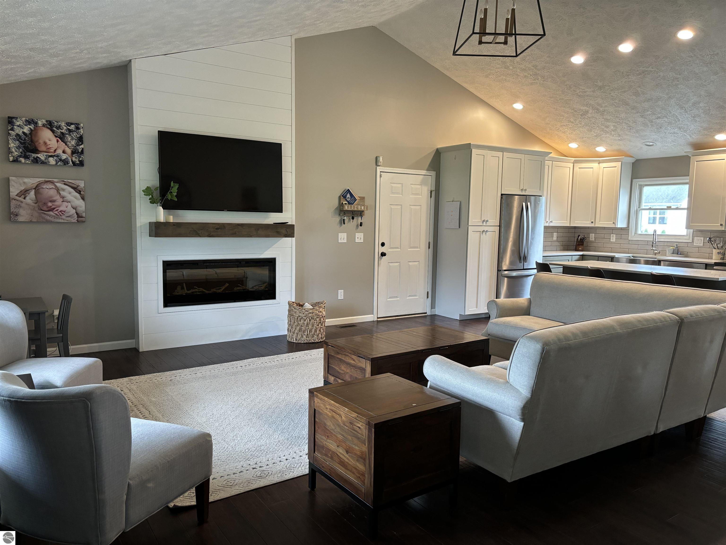 Joseph Dr, Mount Pleasant, MI 48858