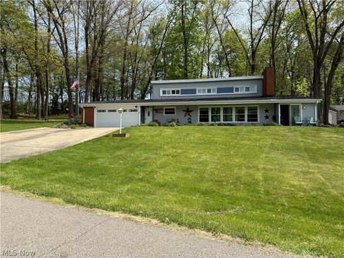 3220 Nob Hill Road, Zanesville, OH, 43701 | Card Image
