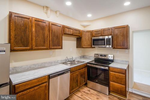 2231 Orem Ave, BALTIMORE, MD, 21217-1918 | Card Image