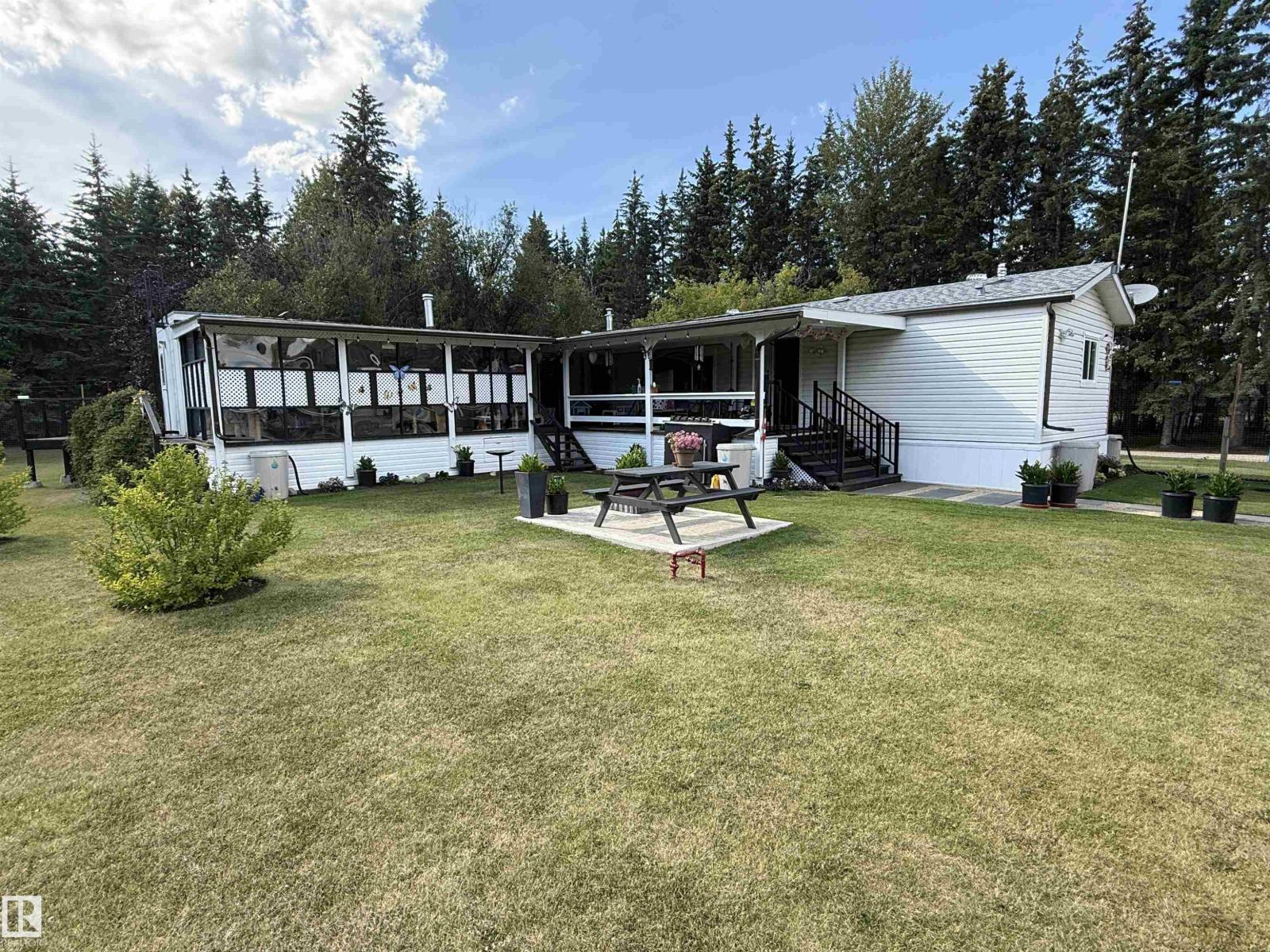 Residential in Rural Woodlands County