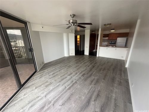 apt-2703-60 N Beretania St, Honolulu, HI, 96817-4761 | Card Image