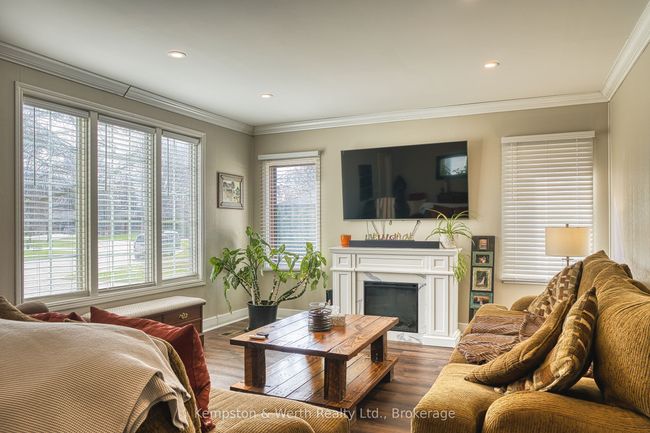 11 Churchill Dr, House other with 2 bedrooms, 1 bathrooms and 6 parking in Listowel ON | Image 16