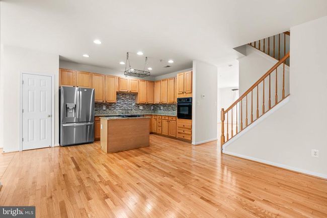 9956 Fragrant Lilies Way, Townhouse with 3 bedrooms, 3 bathrooms and null parking in LAUREL MD | Image 12
