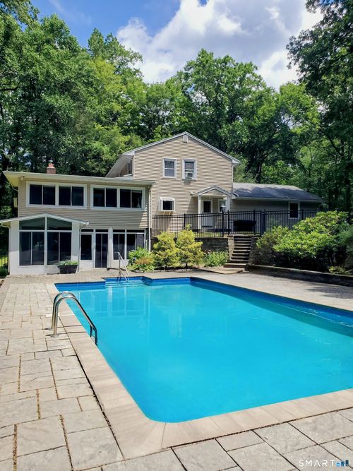 137 Guinea Rd, Monroe, CT, 06468-1076 | Card Image