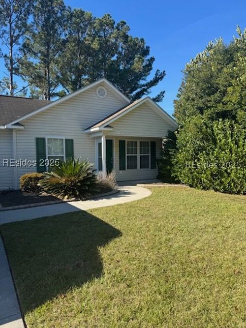 65 Sandy Pointe Dr, Bluffton, SC, 29910-5856 | Card Image