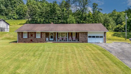 919 Redwine Rd, West Liberty, KY, 41472-7038 | Card Image