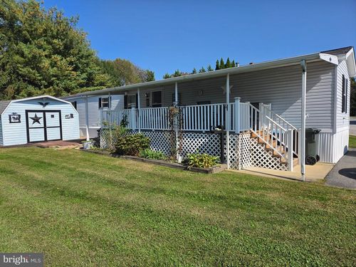 211 Jody Dr, York, PA, 17402-8223 | Card Image