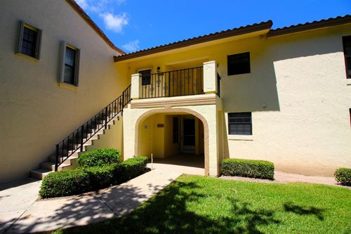 apt-g112-2600 Greenwood Ter, Boca Raton, FL, 33431-8220 | Card Image