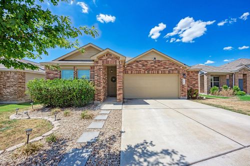 629 Shimek Ln, Jarrell, TX, 76537-1975 | Card Image
