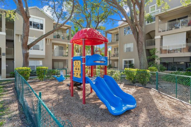 6109 - 1780 Palm Cove Blvd, Condo with 2 bedrooms, 2 bathrooms and null parking in Delray Beach FL | Image 19