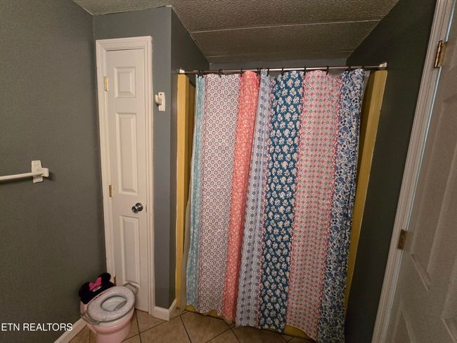 406 Holmes St, House other with 4 bedrooms, 2 bathrooms and null parking in Jonesville VA | Image 16