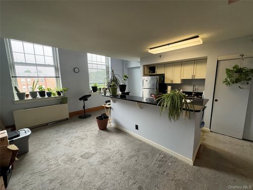 6313-1701 Crompond Rd, Peekskill, NY, 10566 | Card Image