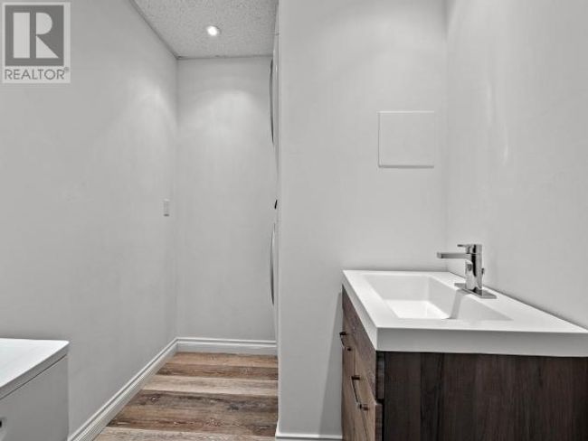3601 Navatanee Dr, House other with 4 bedrooms, 3 bathrooms and 4 parking in Kamloops BC | Image 32