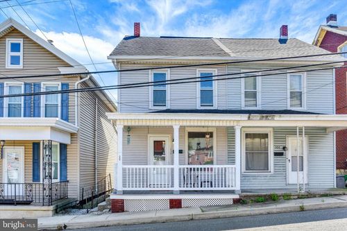 304 Valley St, MARYSVILLE, PA, 17053-1428 | Card Image