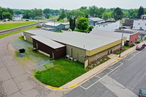 325 N Central Ave, Owen, WI, 54460-9732 | Card Image